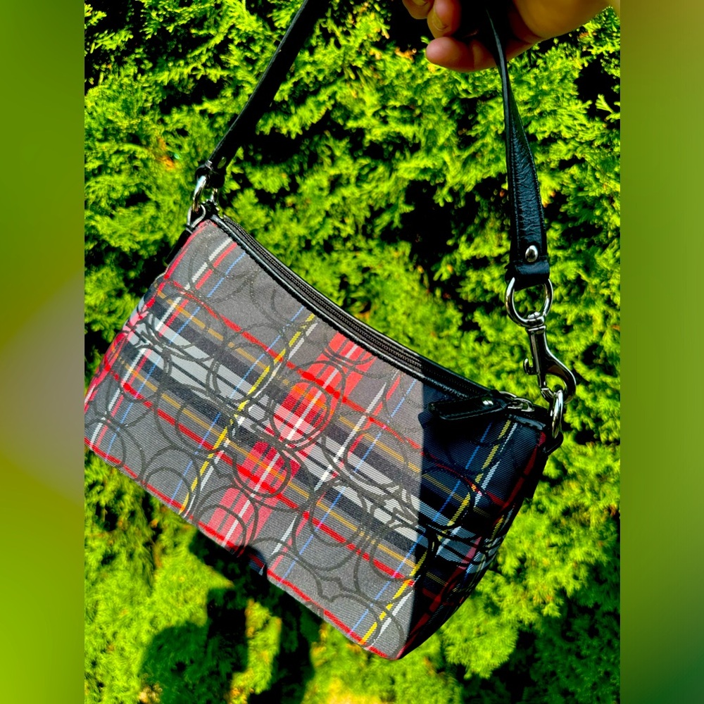 COACH POPPY TARTAN PLAID BAGUETTE With Black Leather Strap & Trim